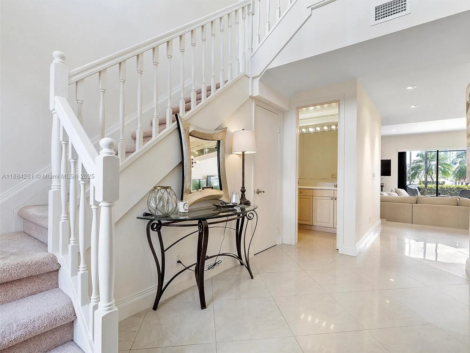 3620 Yacht Club Dr, #503