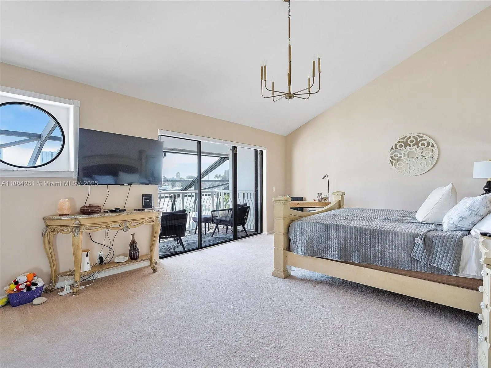 3620 Yacht Club Dr, #503
