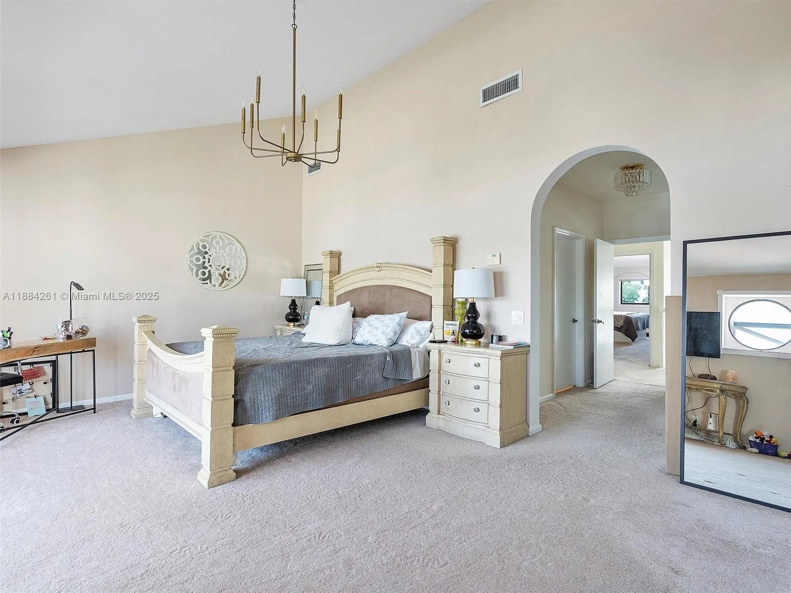 3620 Yacht Club Dr, #503