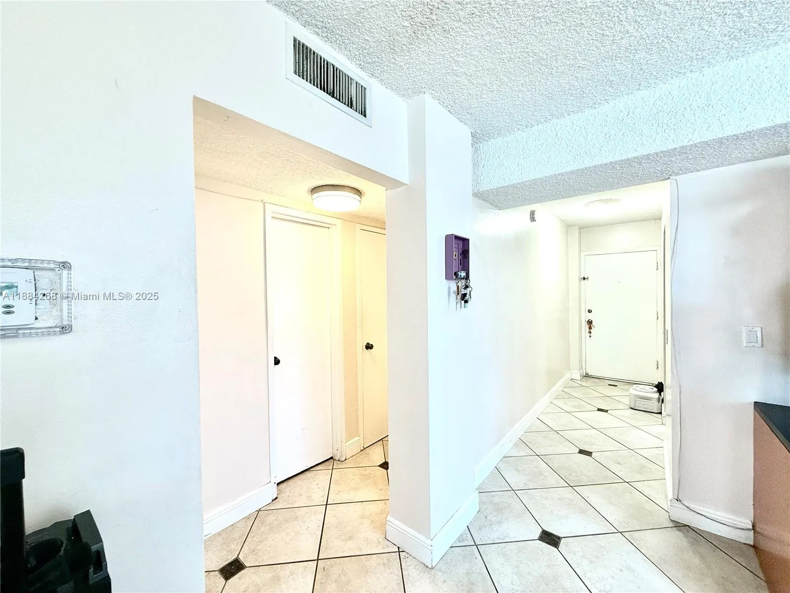 3660 NE 166th St, #101 +40' Deeded Dock