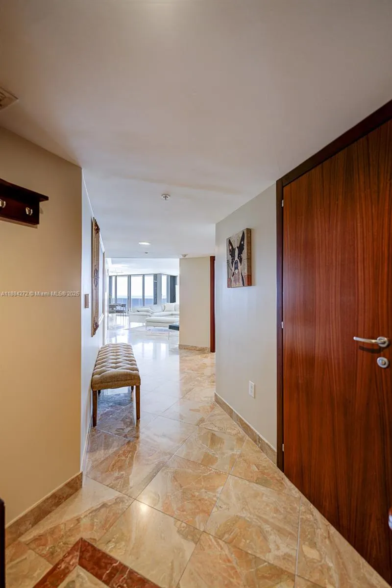 16711 Collins Ave, #1207