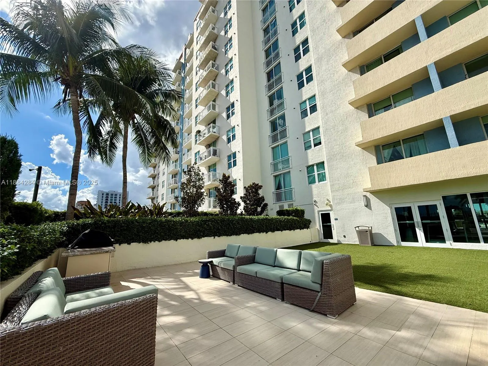 3000 Coral Way, #1117