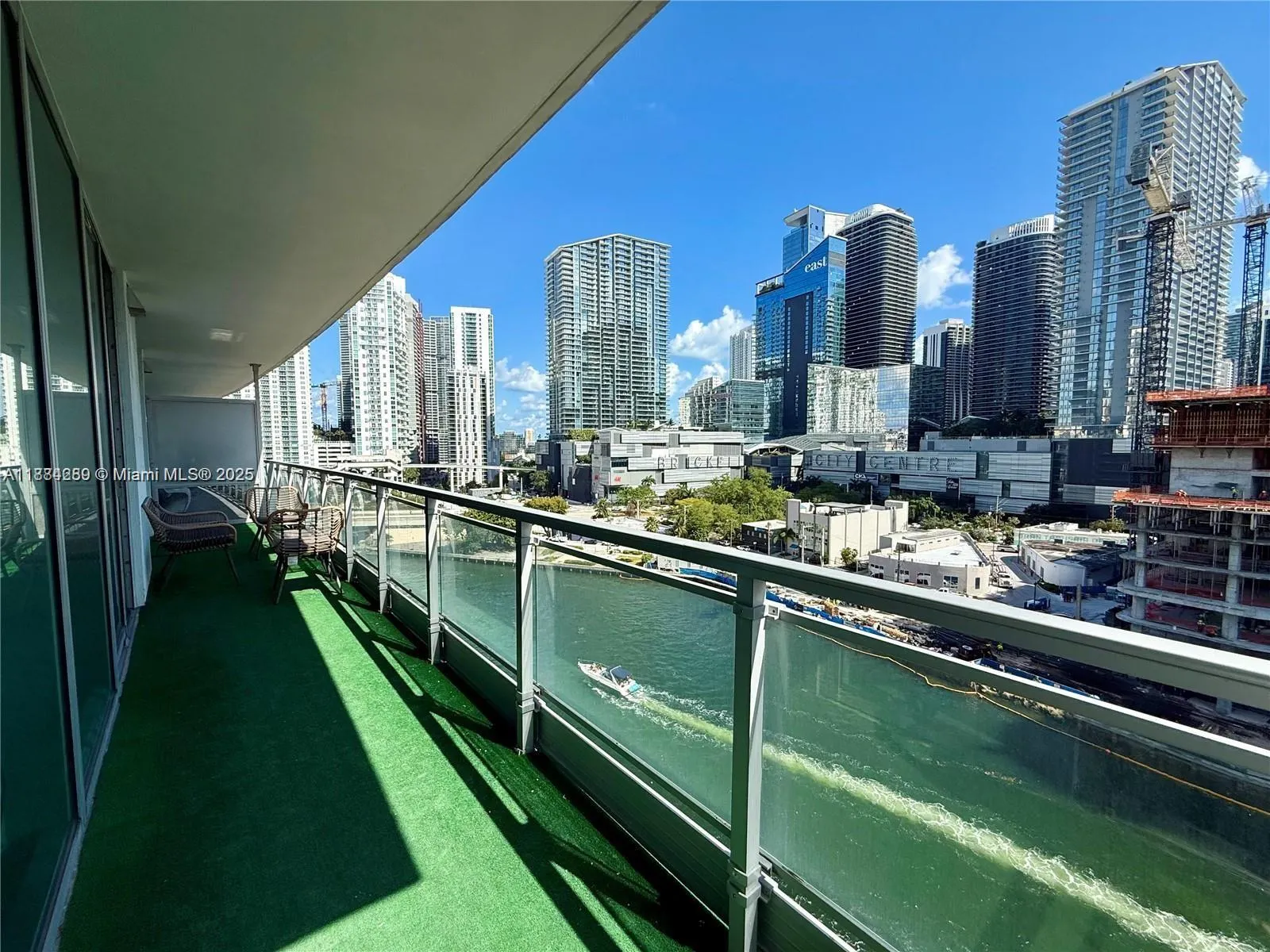 92 SW 3rd St, #1104