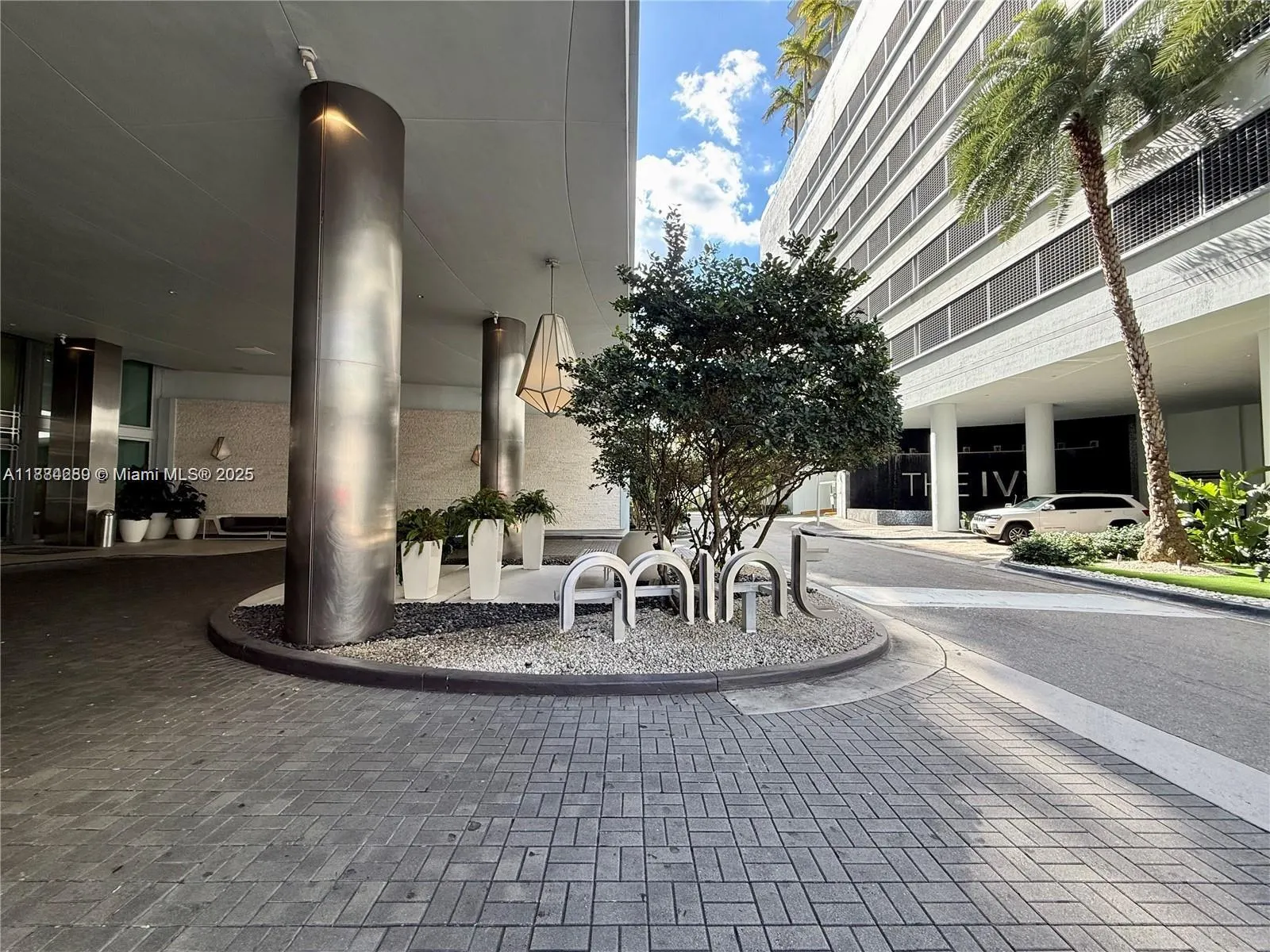 92 SW 3rd St, #1104