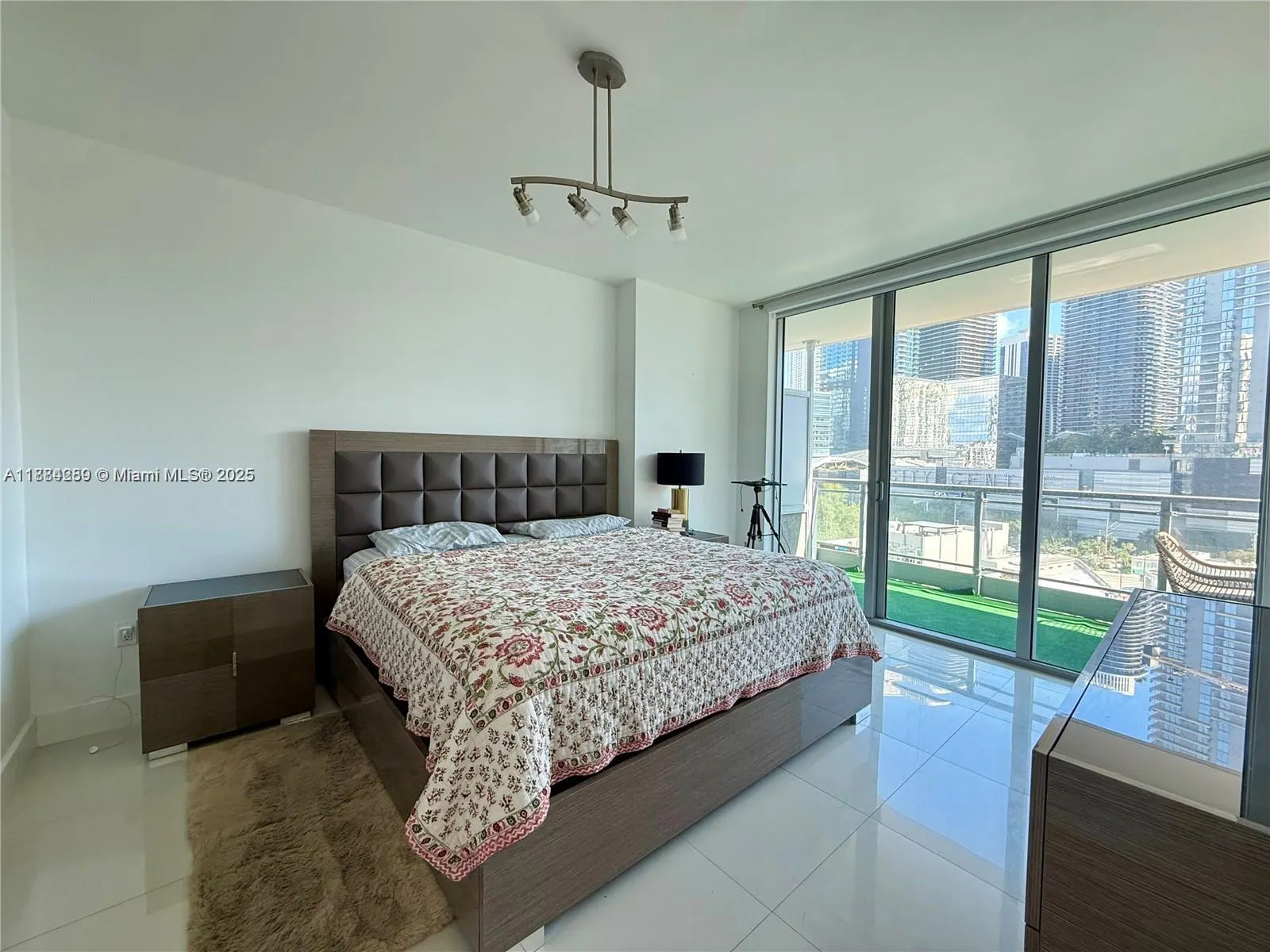 92 SW 3rd St, #1104