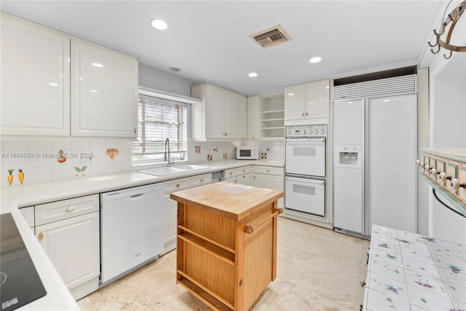 8001 SW 36th Ter