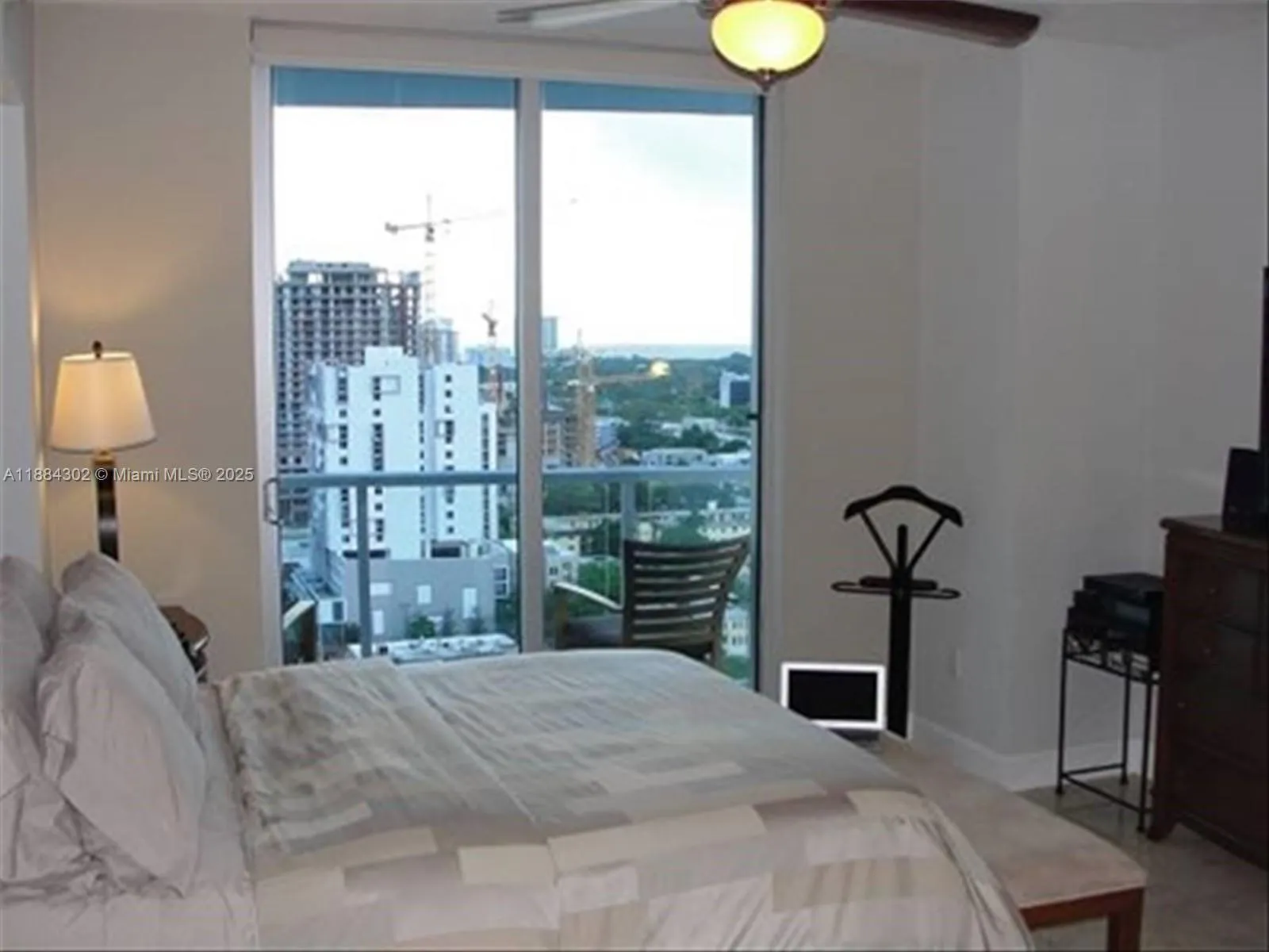 185 SW 7 ST, #1802
