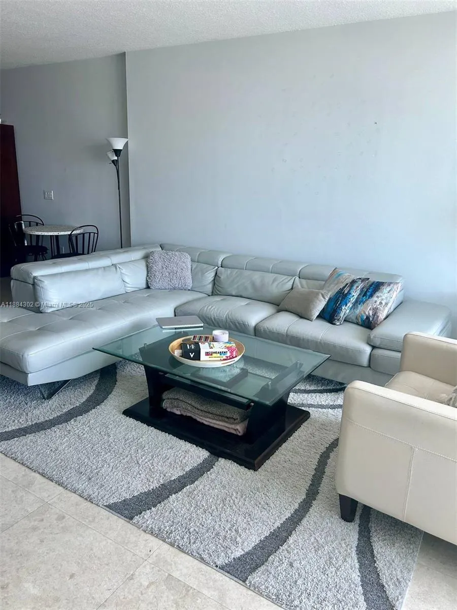 185 SW 7 ST, #1802