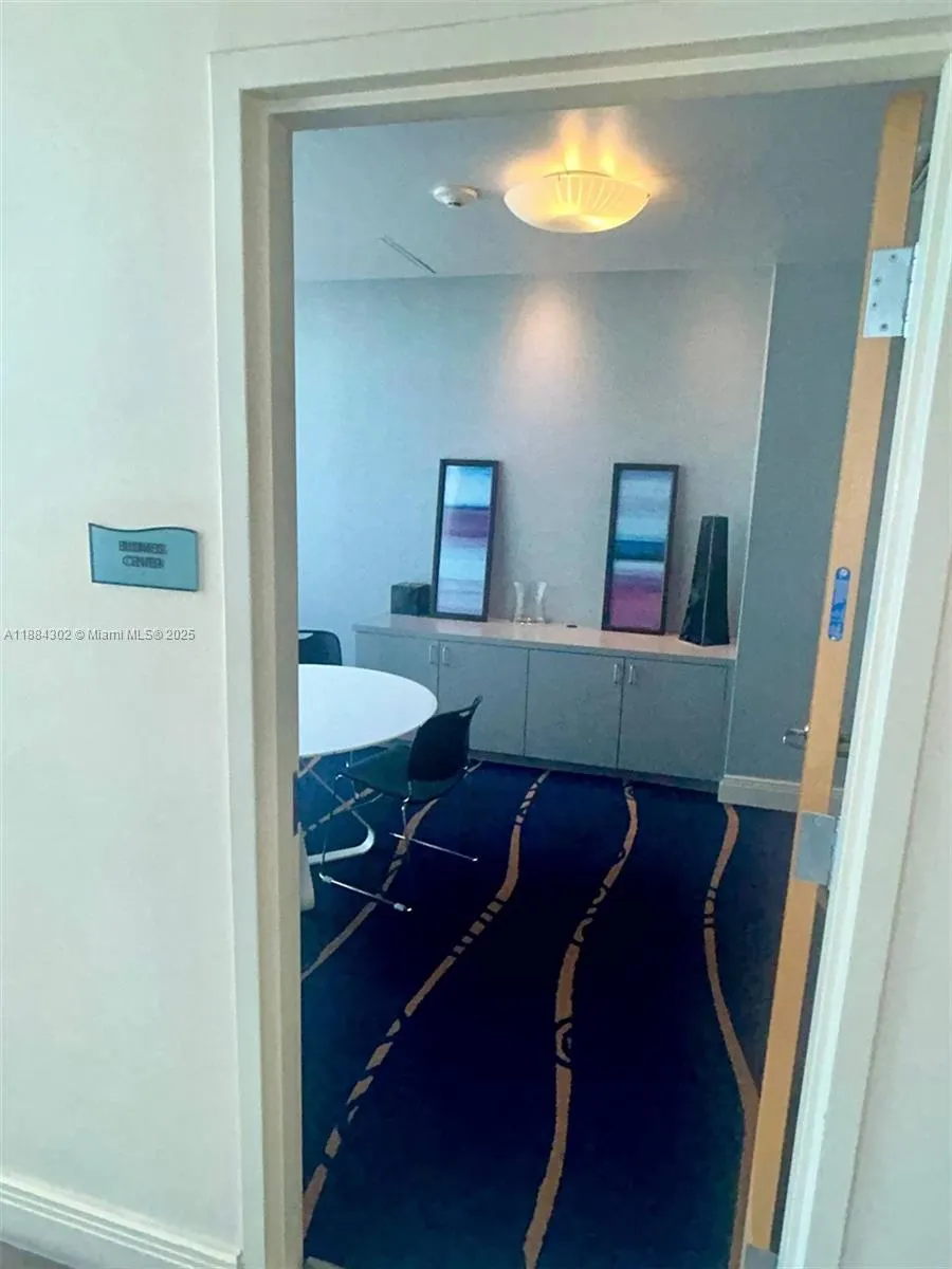 185 SW 7 ST, #1802