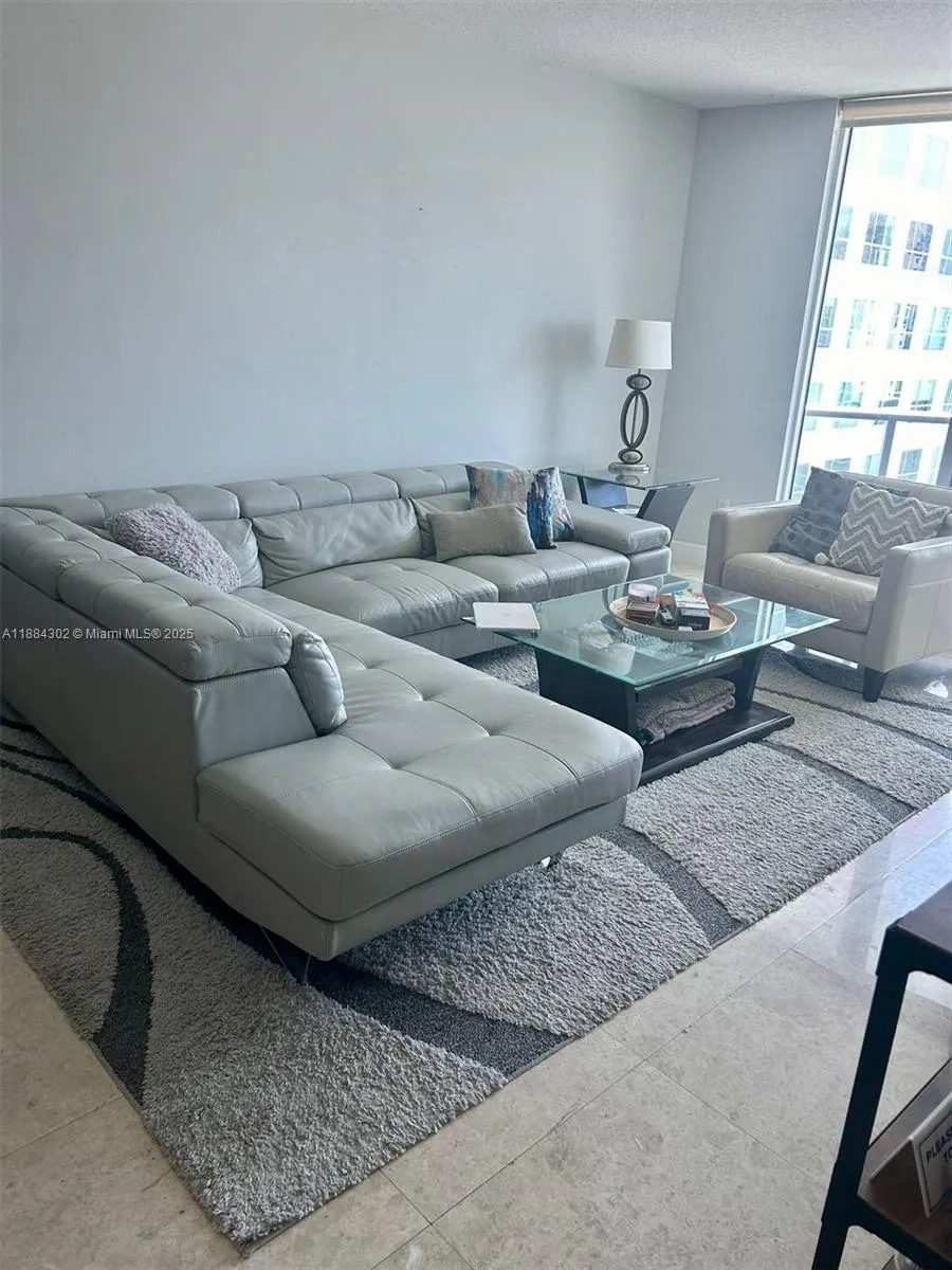 185 SW 7 ST, #1802
