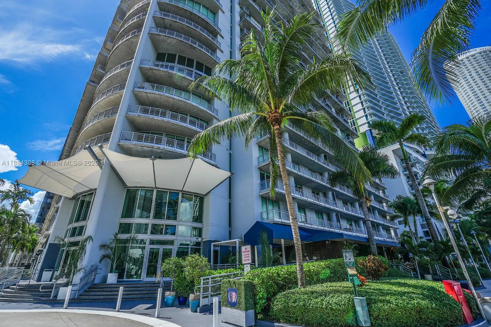 690 SW 1st Ct, #2032