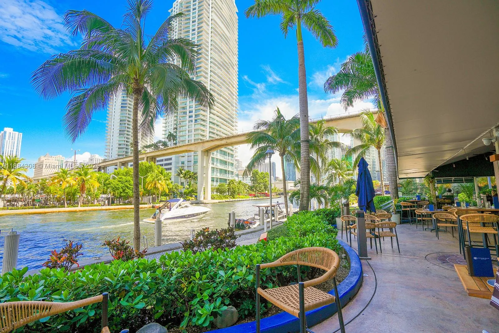 690 SW 1st Ct, #2032