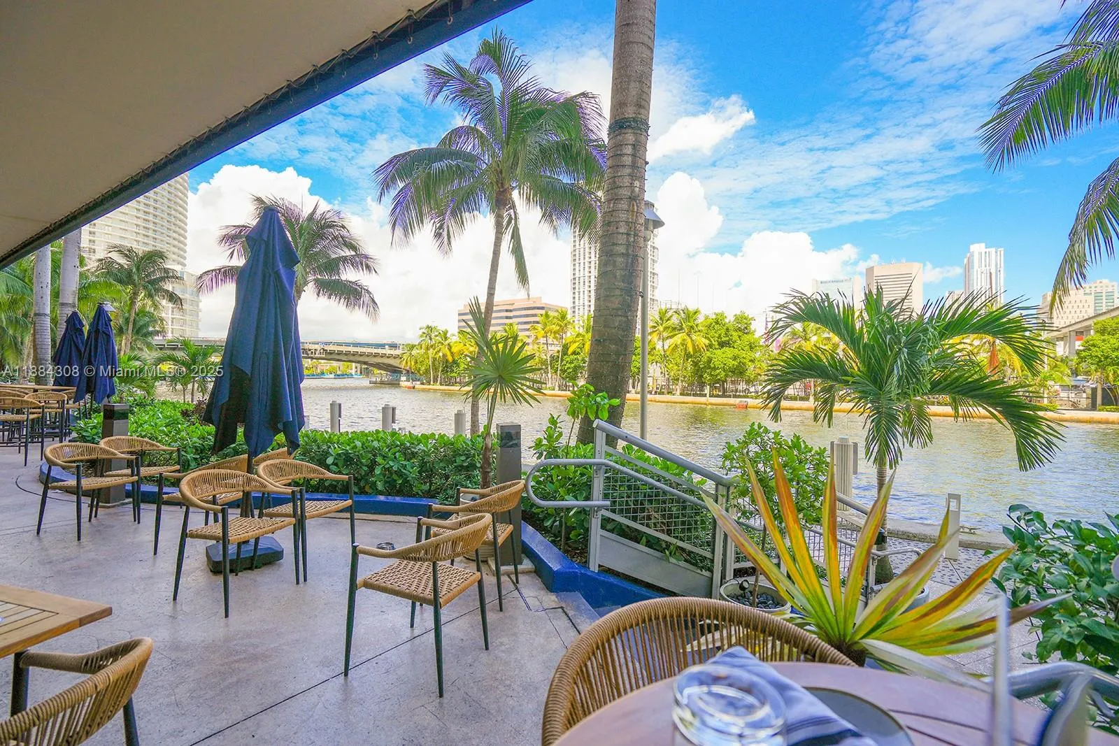 690 SW 1st Ct, #2032