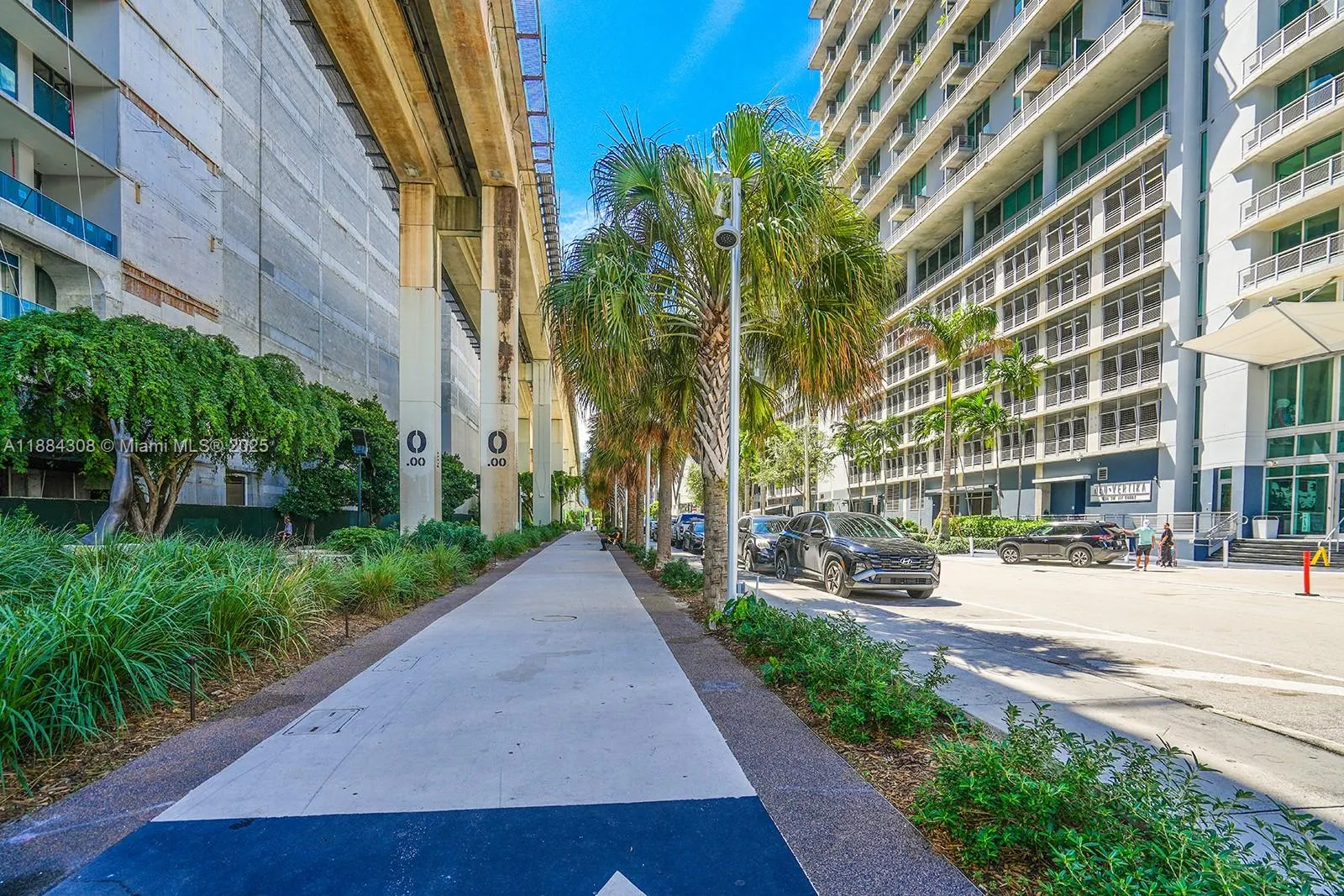 690 SW 1st Ct, #2032