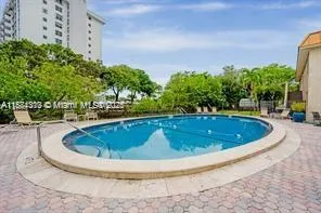 124 NE 19th Ct, #114B