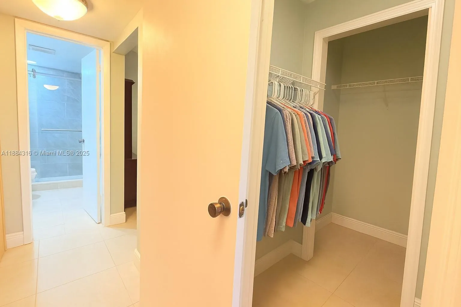 1465 NE 123rd St, #404