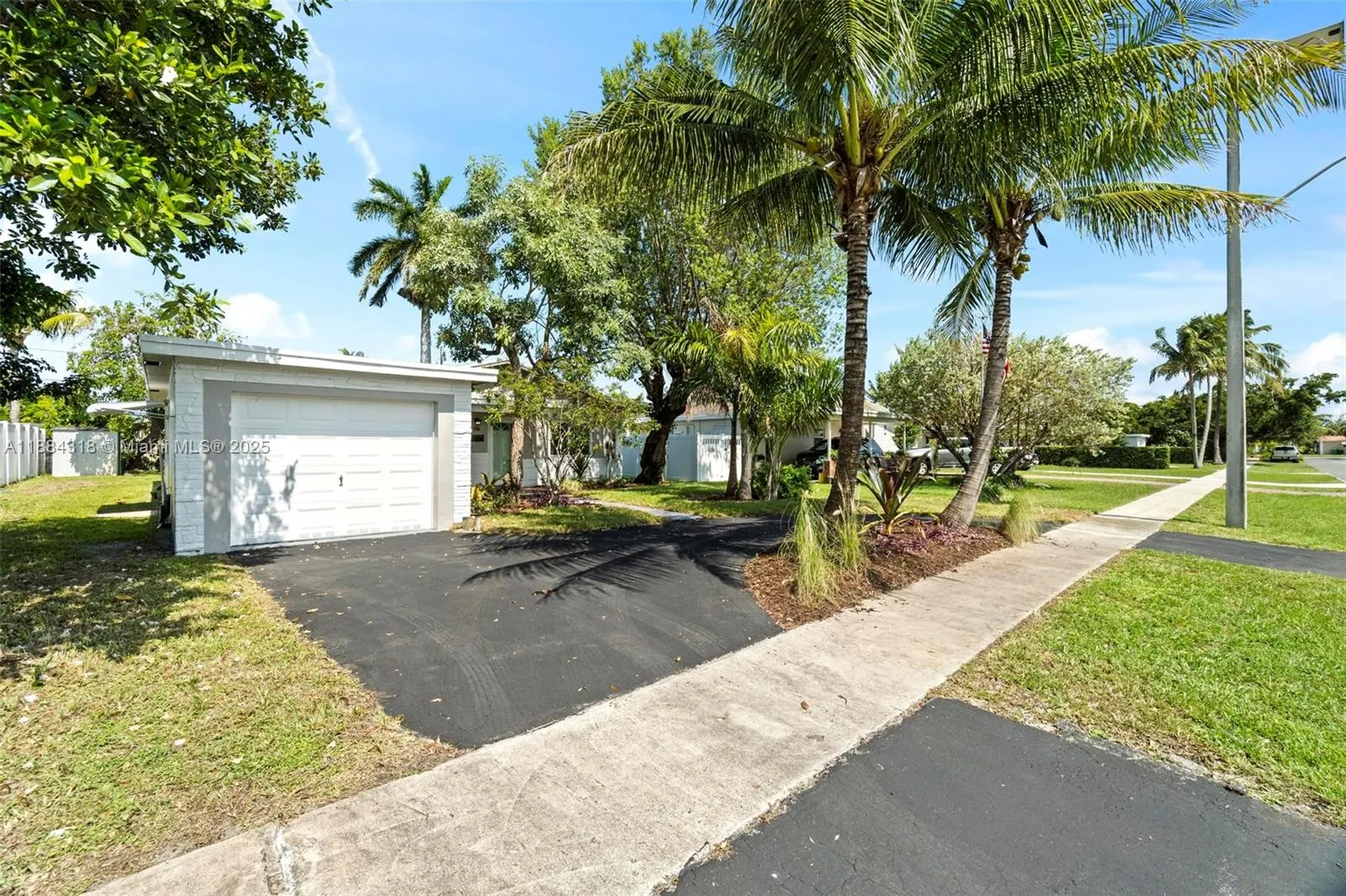 838 NW 10th Ave, #0