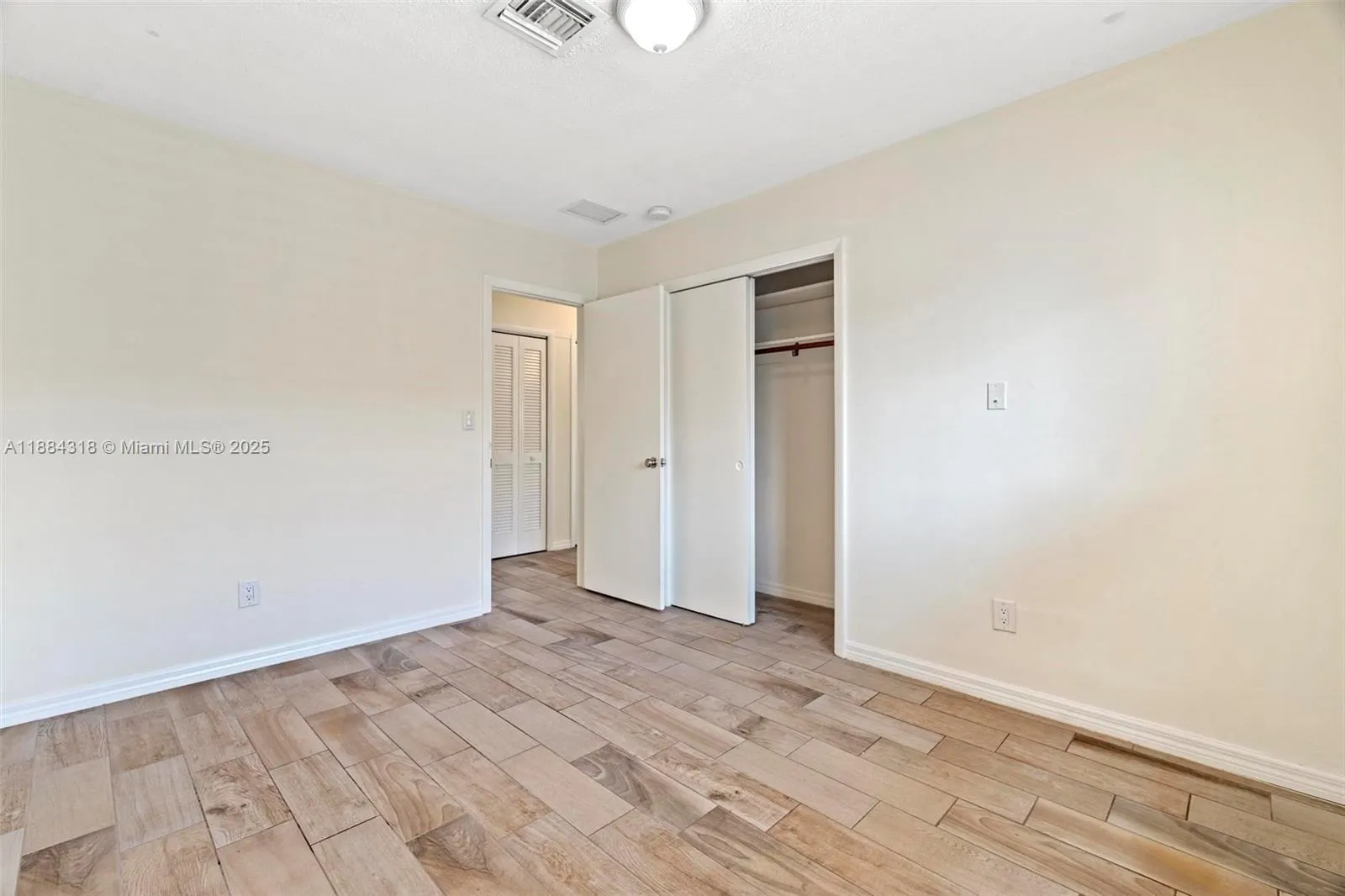 838 NW 10th Ave, #0