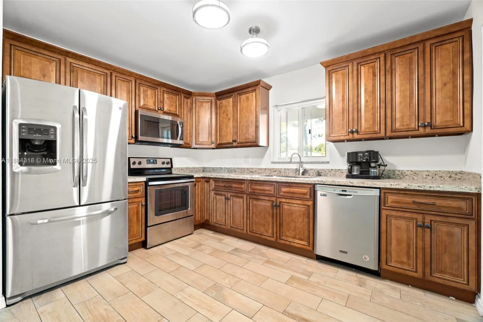 838 NW 10th Ave, #0