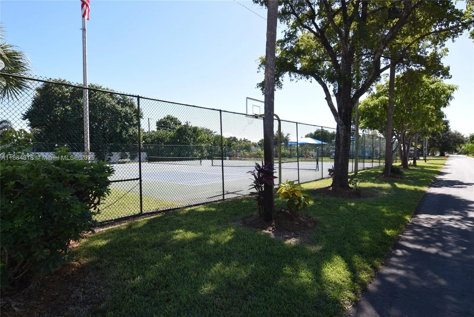 838 NW 10th Ave, #0