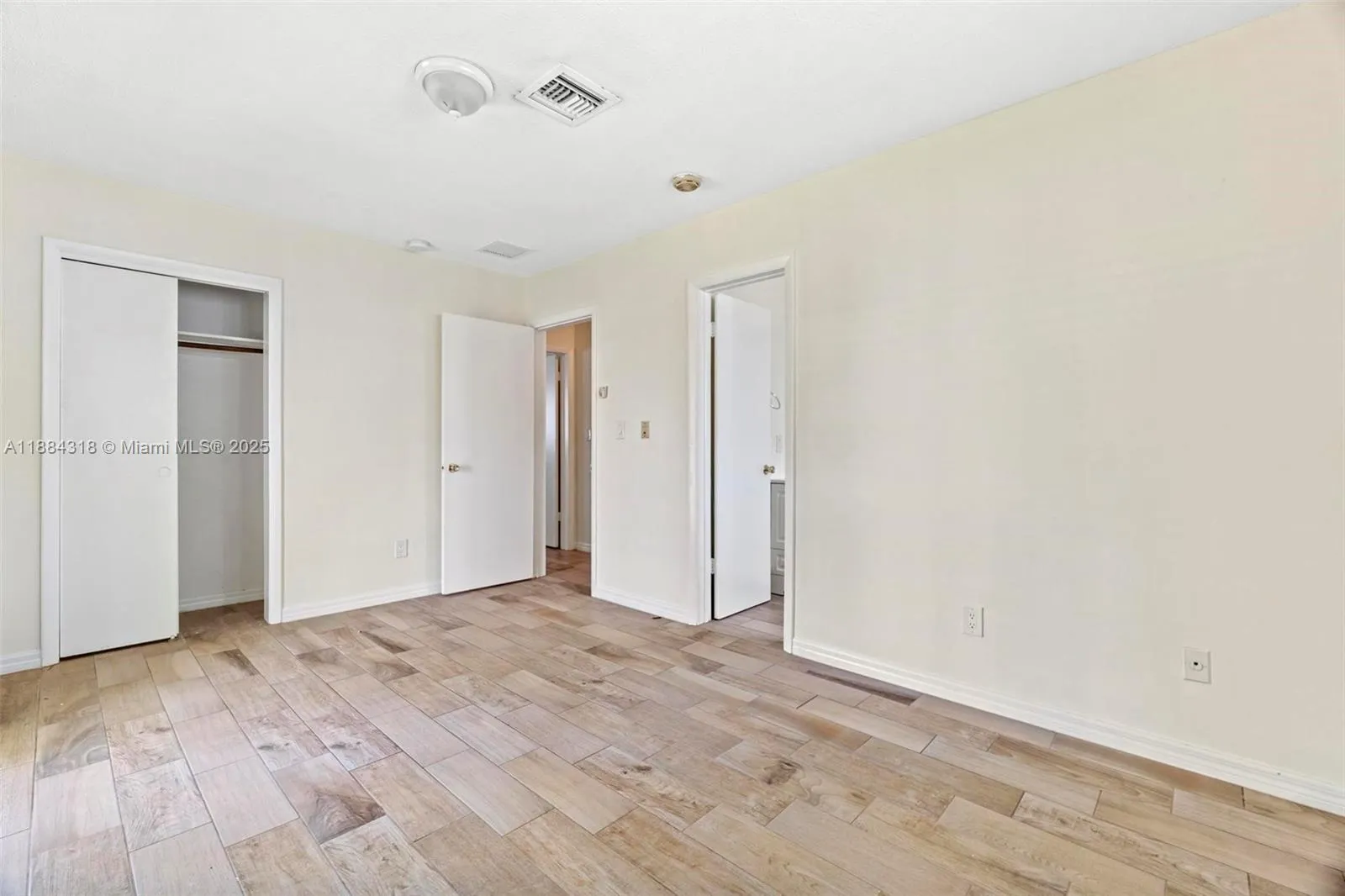 838 NW 10th Ave, #0