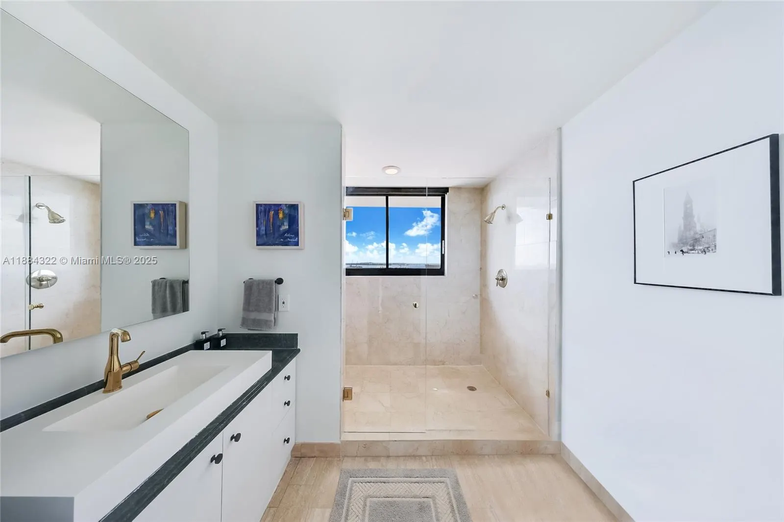 1000 Venetian Way, #1902