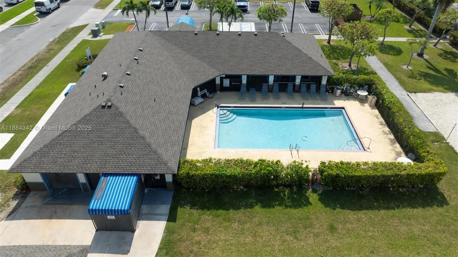 1137 SW 7th Ct, #0