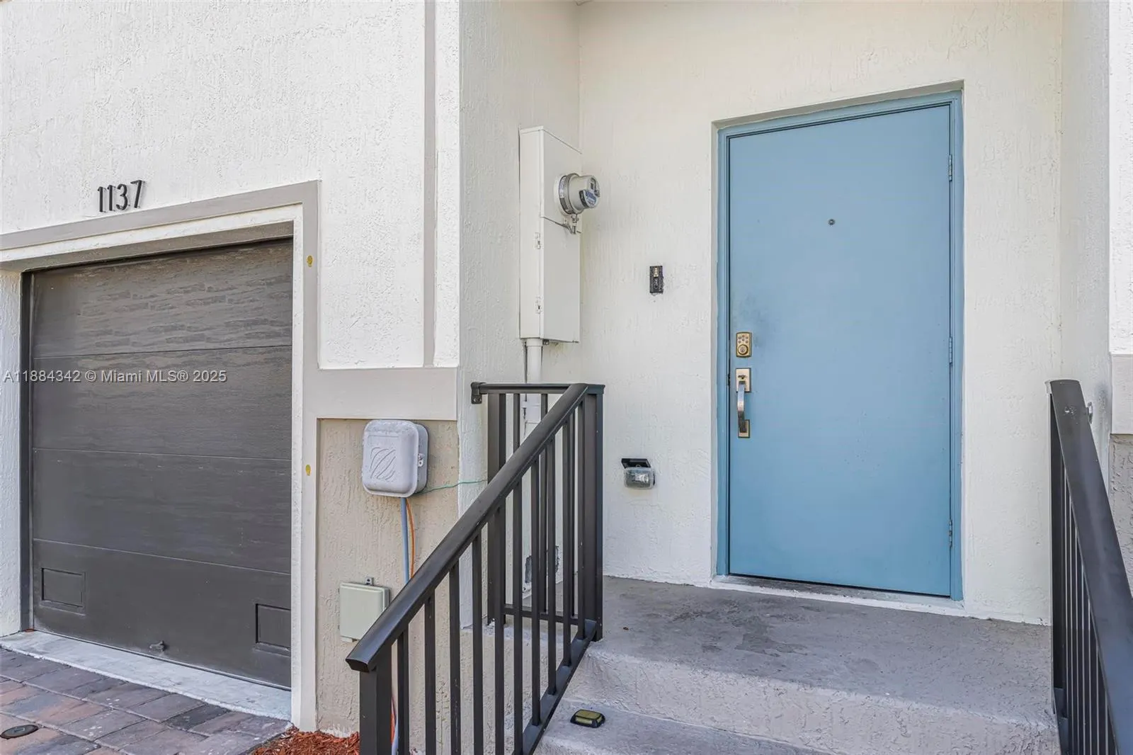 1137 SW 7th Ct, #0