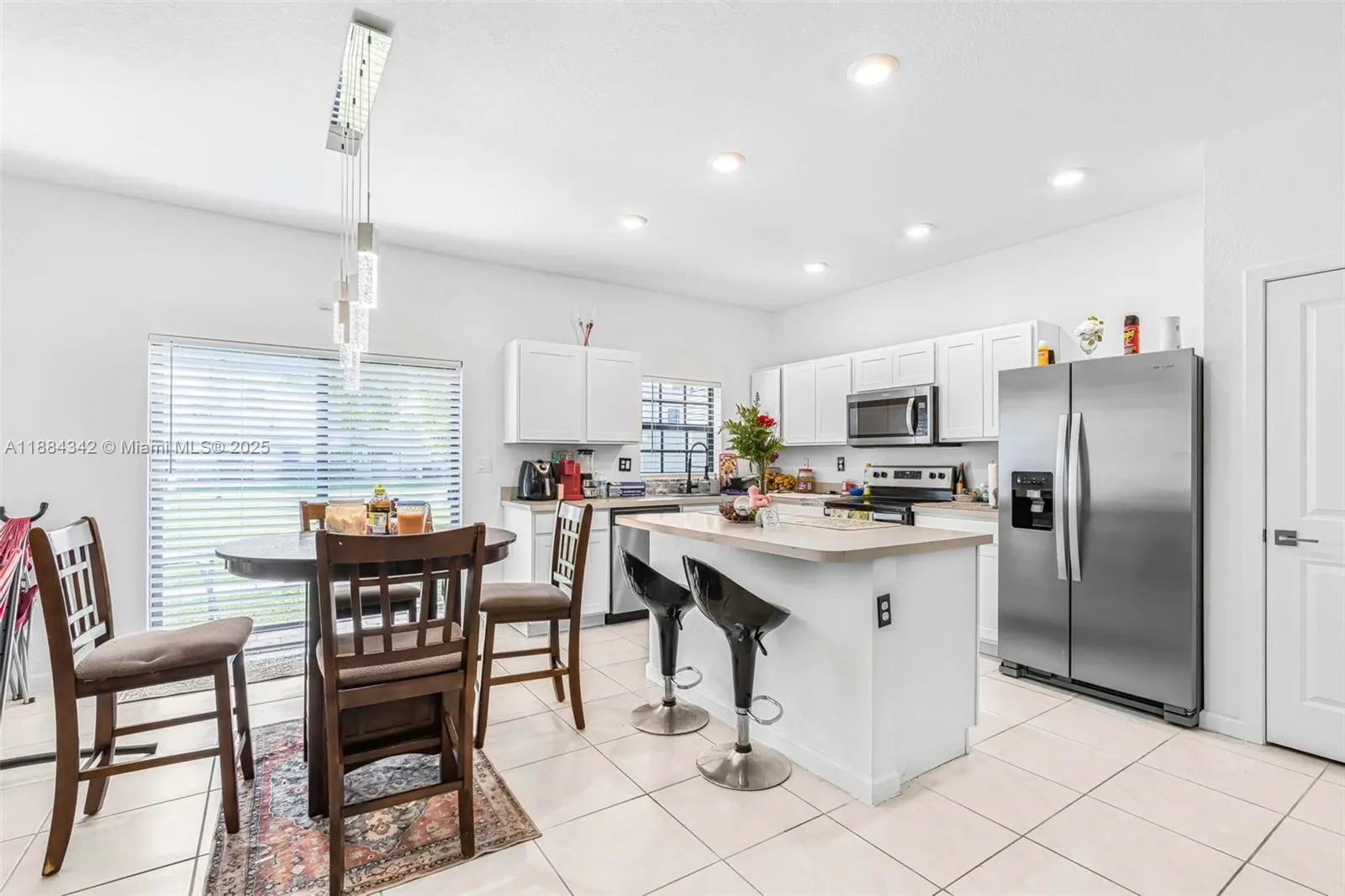 1137 SW 7th Ct, #0