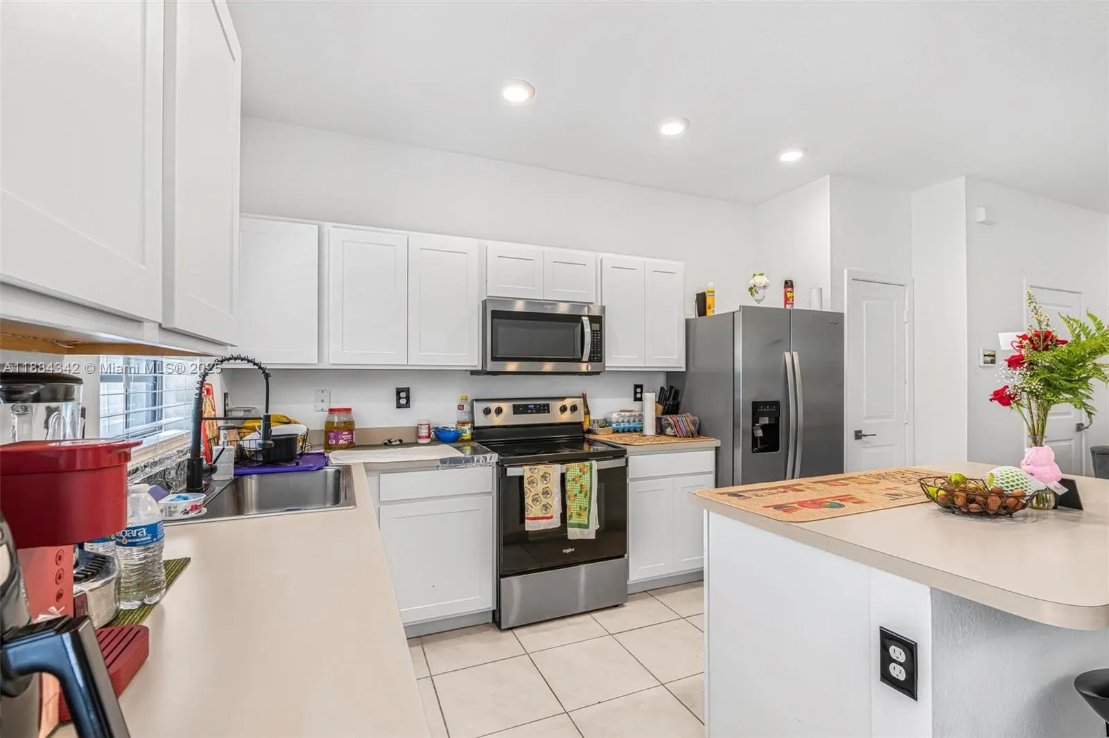 1137 SW 7th Ct, #0