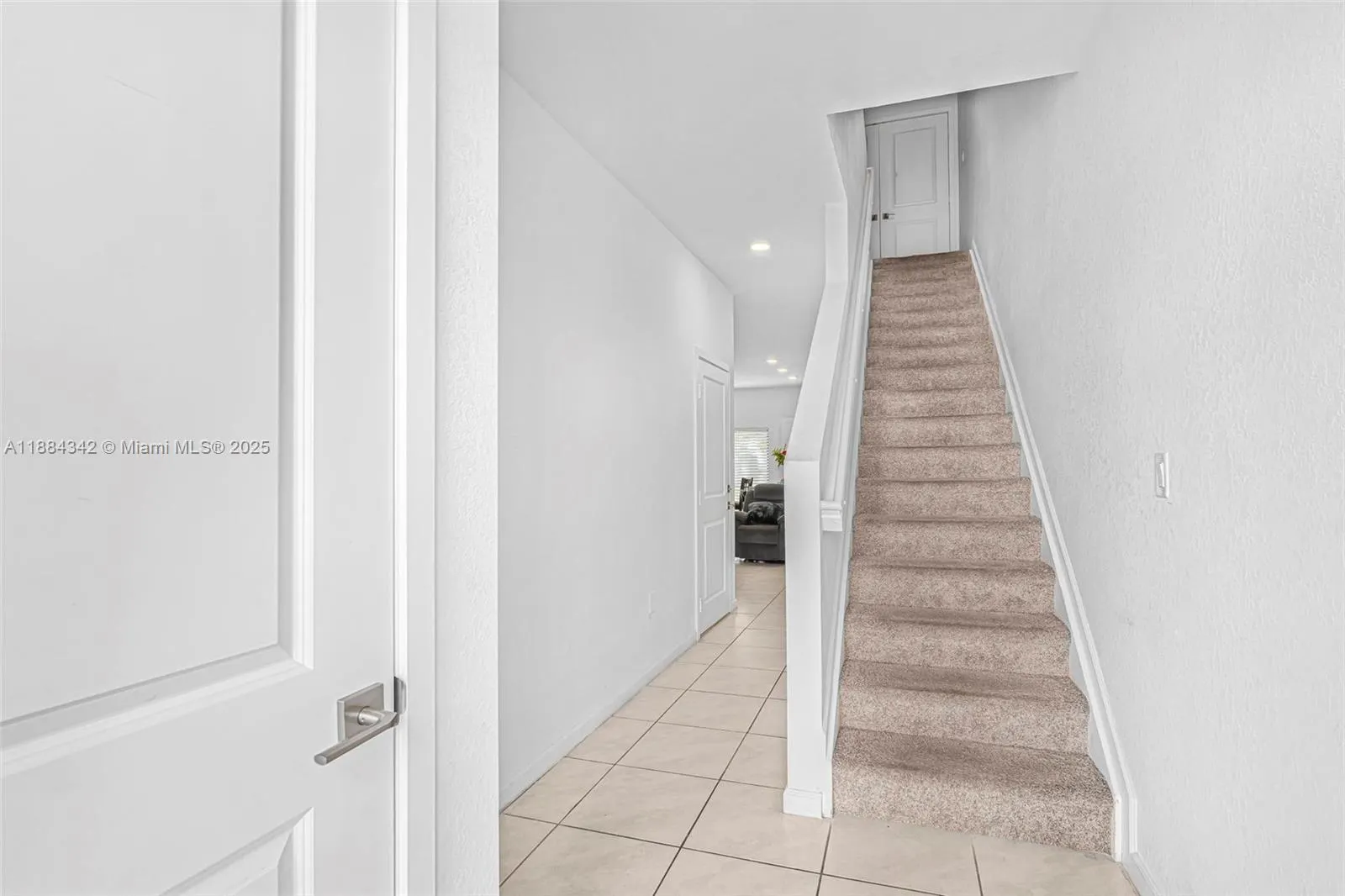 1137 SW 7th Ct, #0