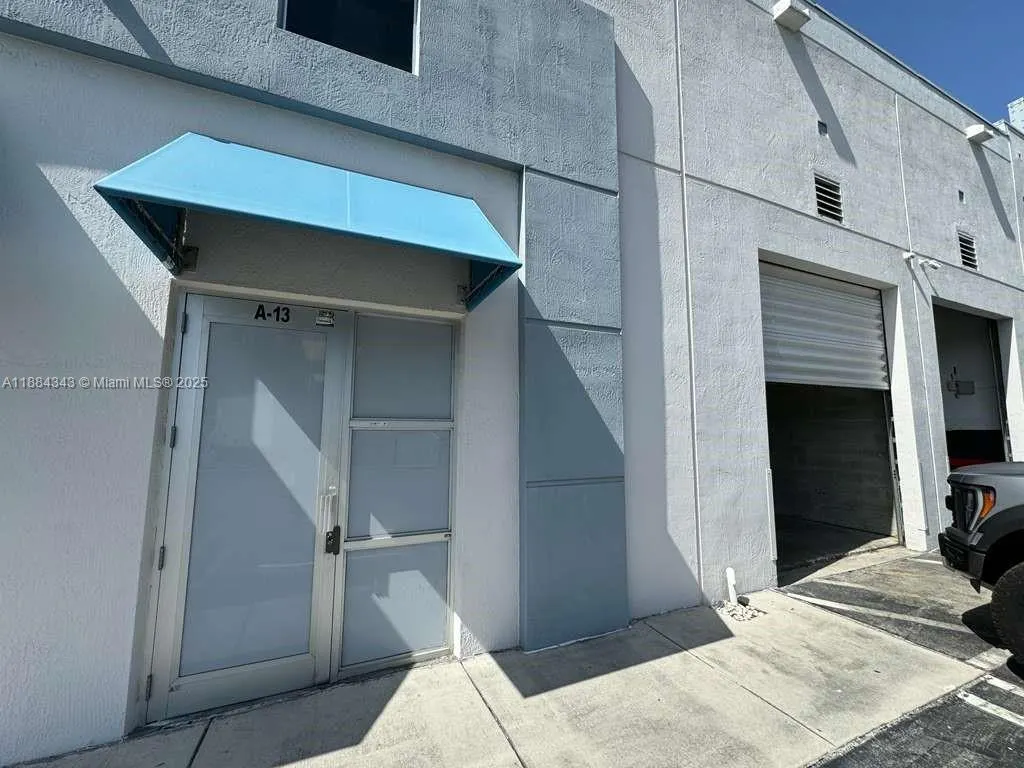 2385 NW 70th Ave, #13