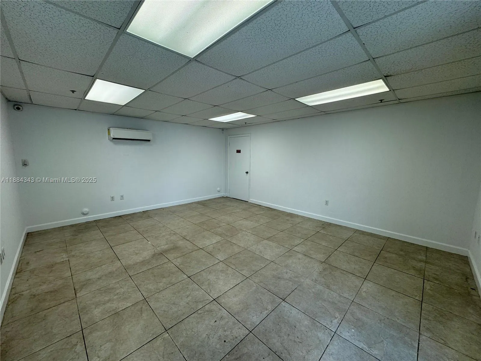 2385 NW 70th Ave, #13