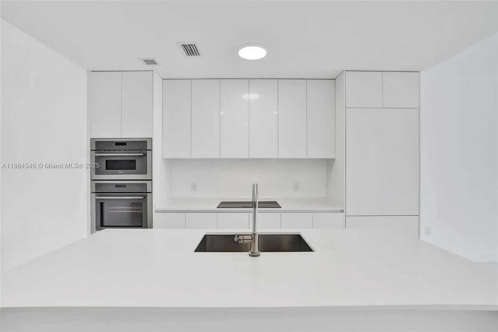 700 NE 24th Street, #1103