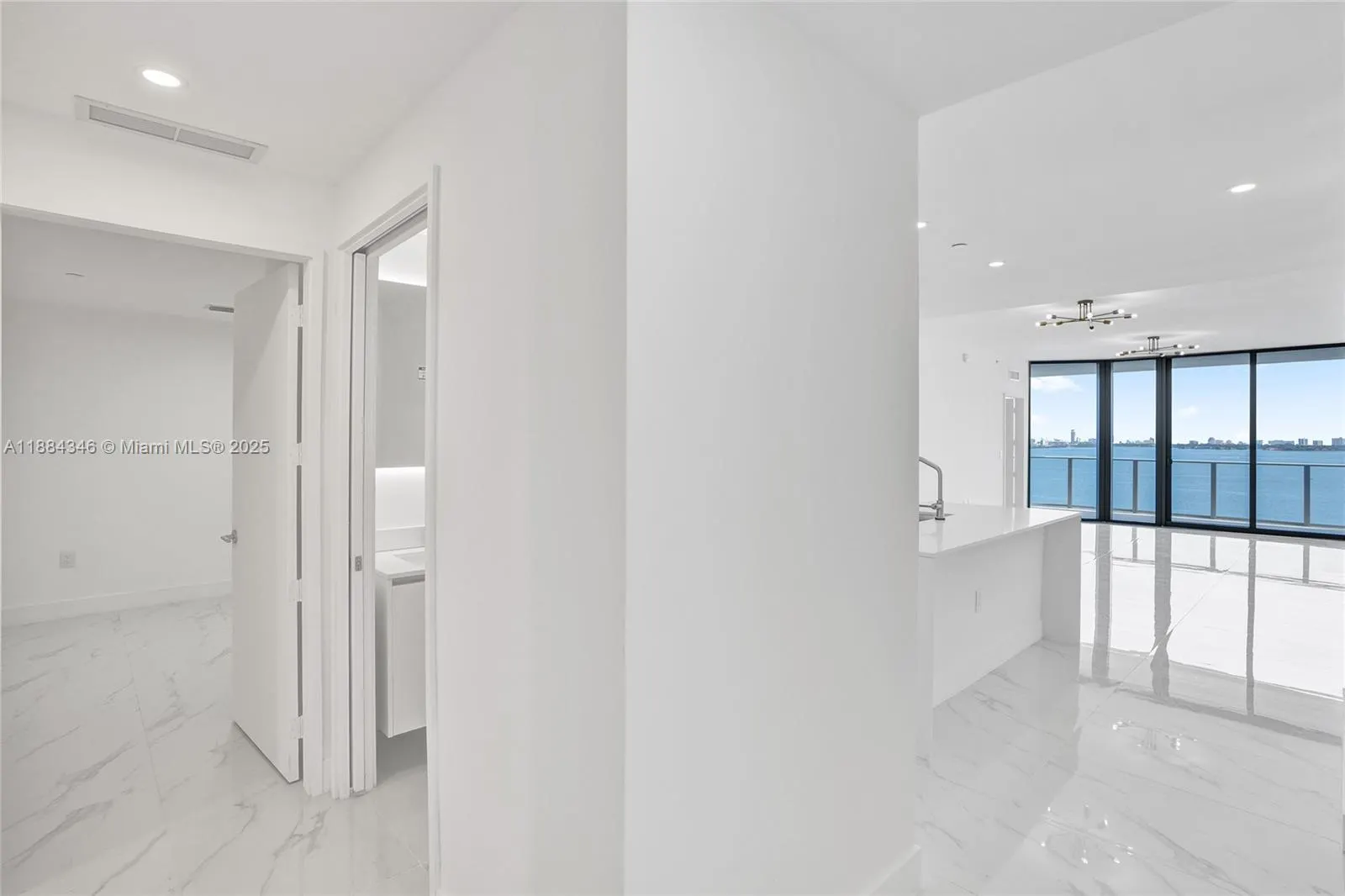 700 NE 24th Street, #1103