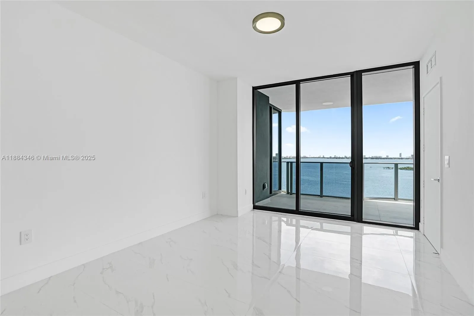 700 NE 24th Street, #1103