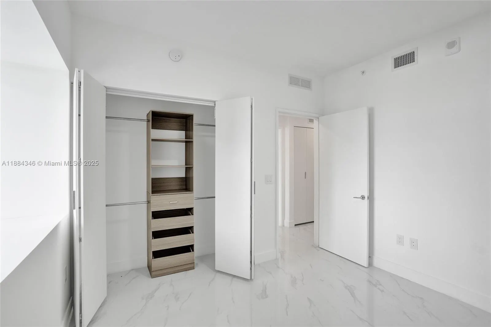 700 NE 24th Street, #1103