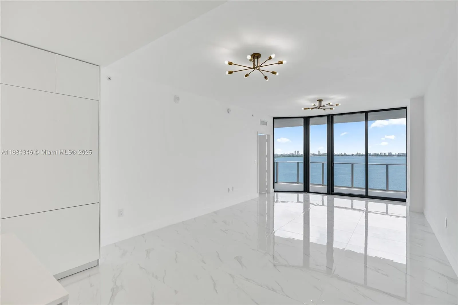 700 NE 24th Street, #1103
