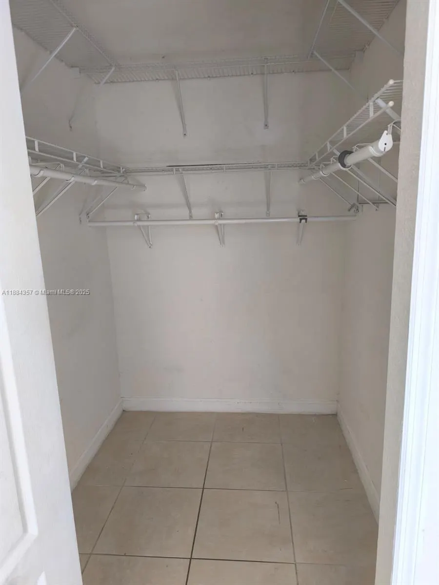 7050 NW 177th St, #201-11