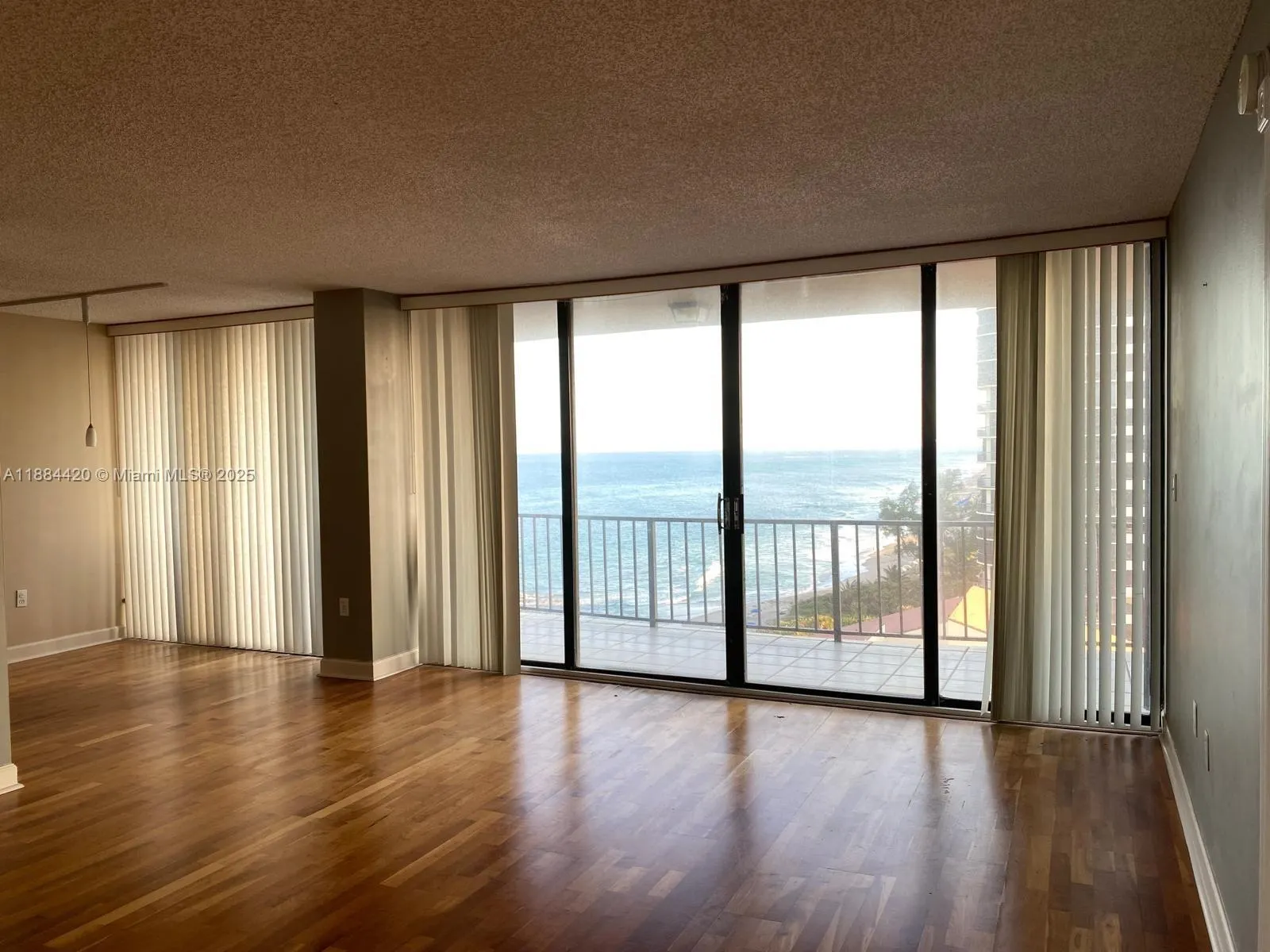 4200 N Ocean Dr, #1-1103
