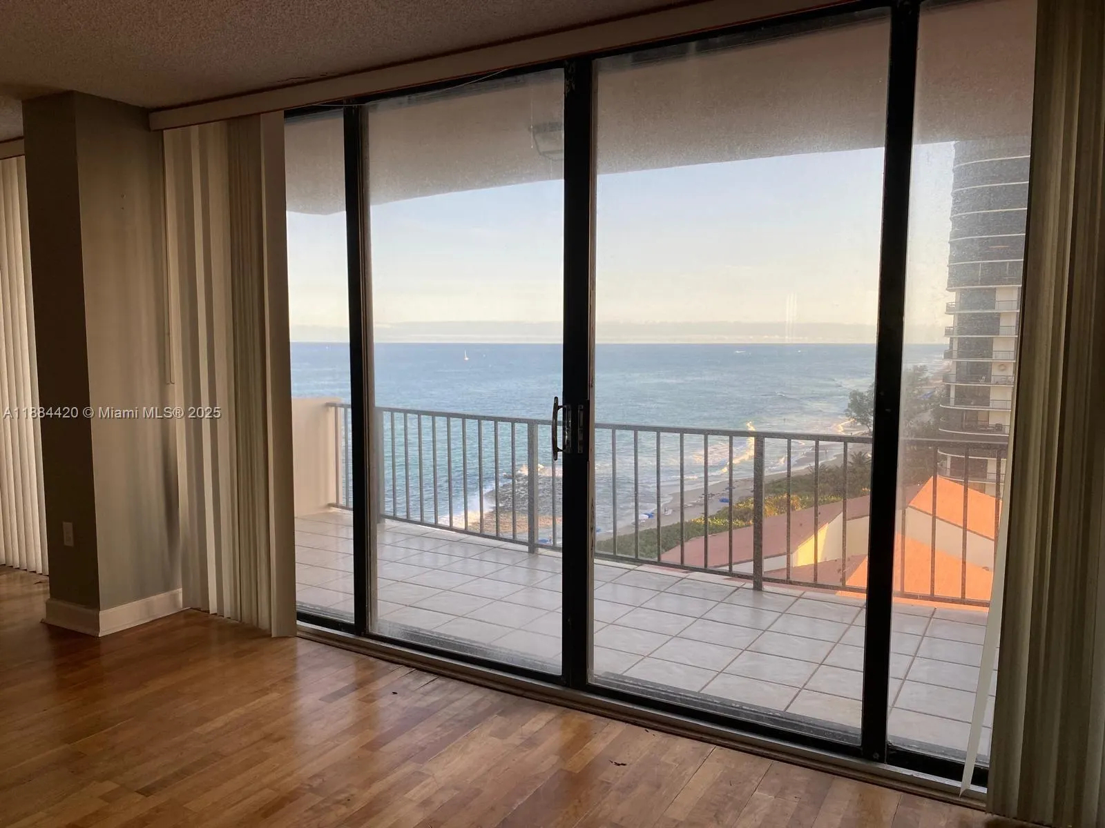 4200 N Ocean Dr, #1-1103