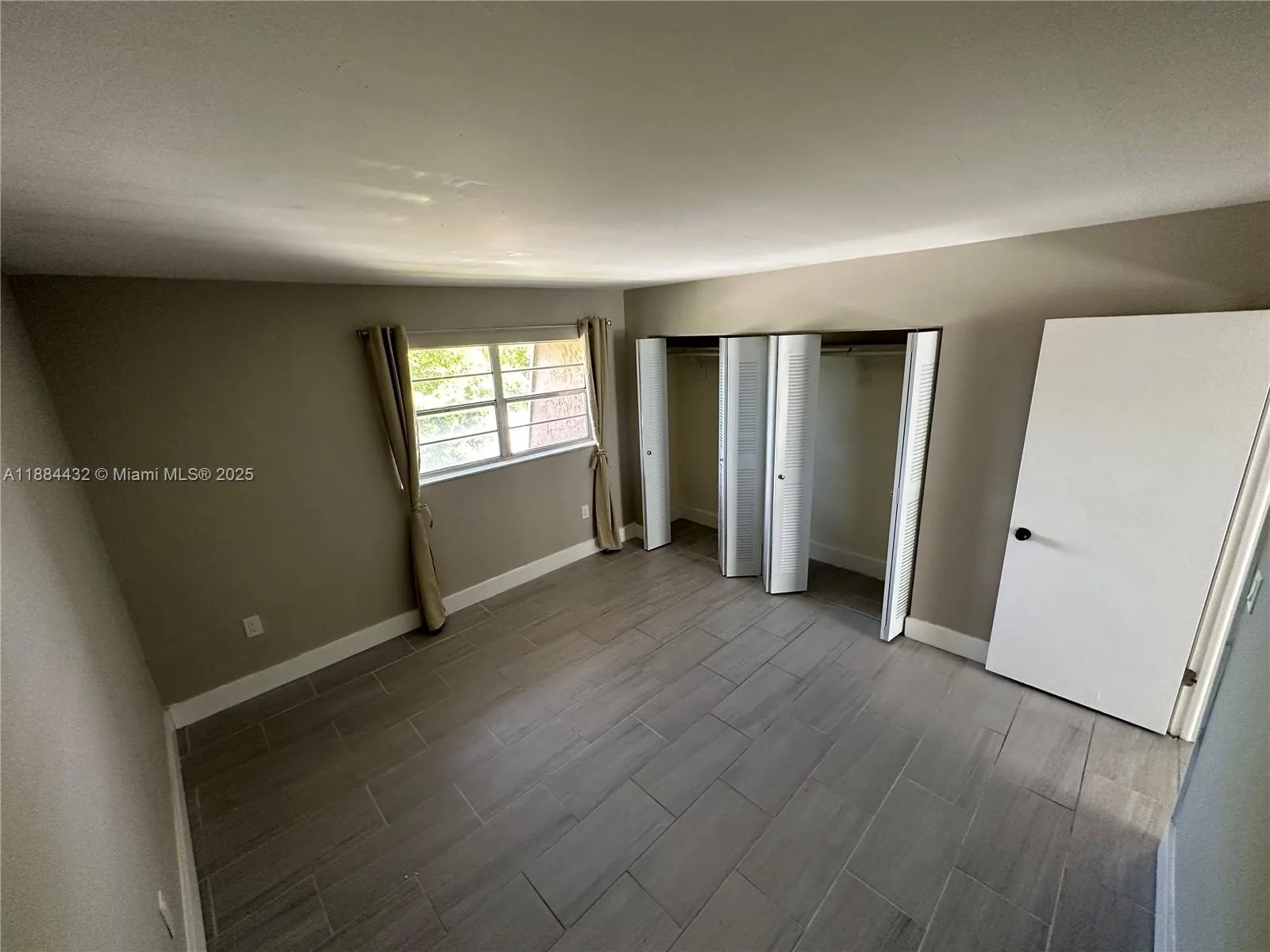 250 NW 107th Ave, #202