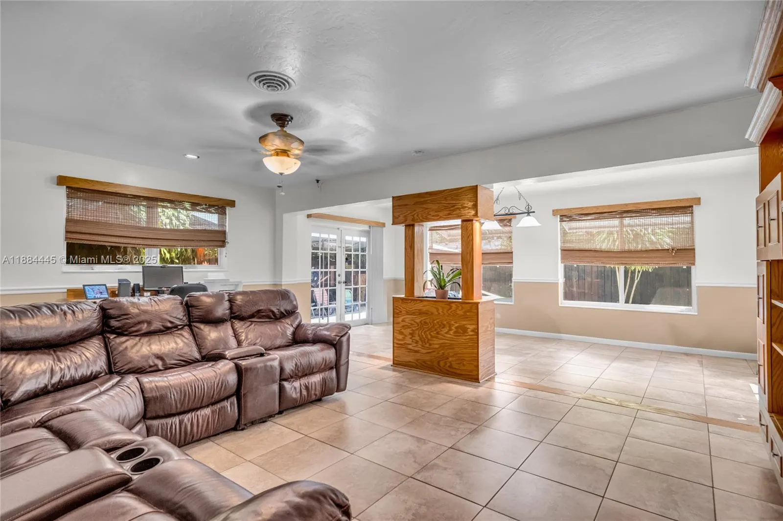421 SW 64th Way