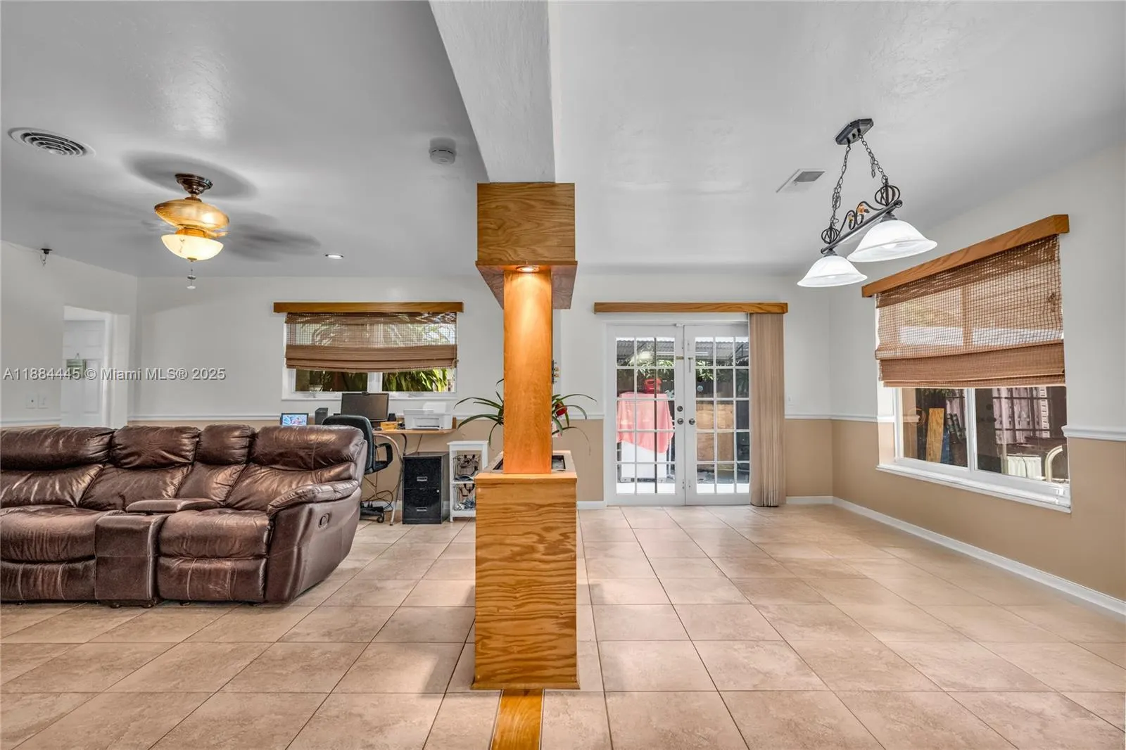 421 SW 64th Way