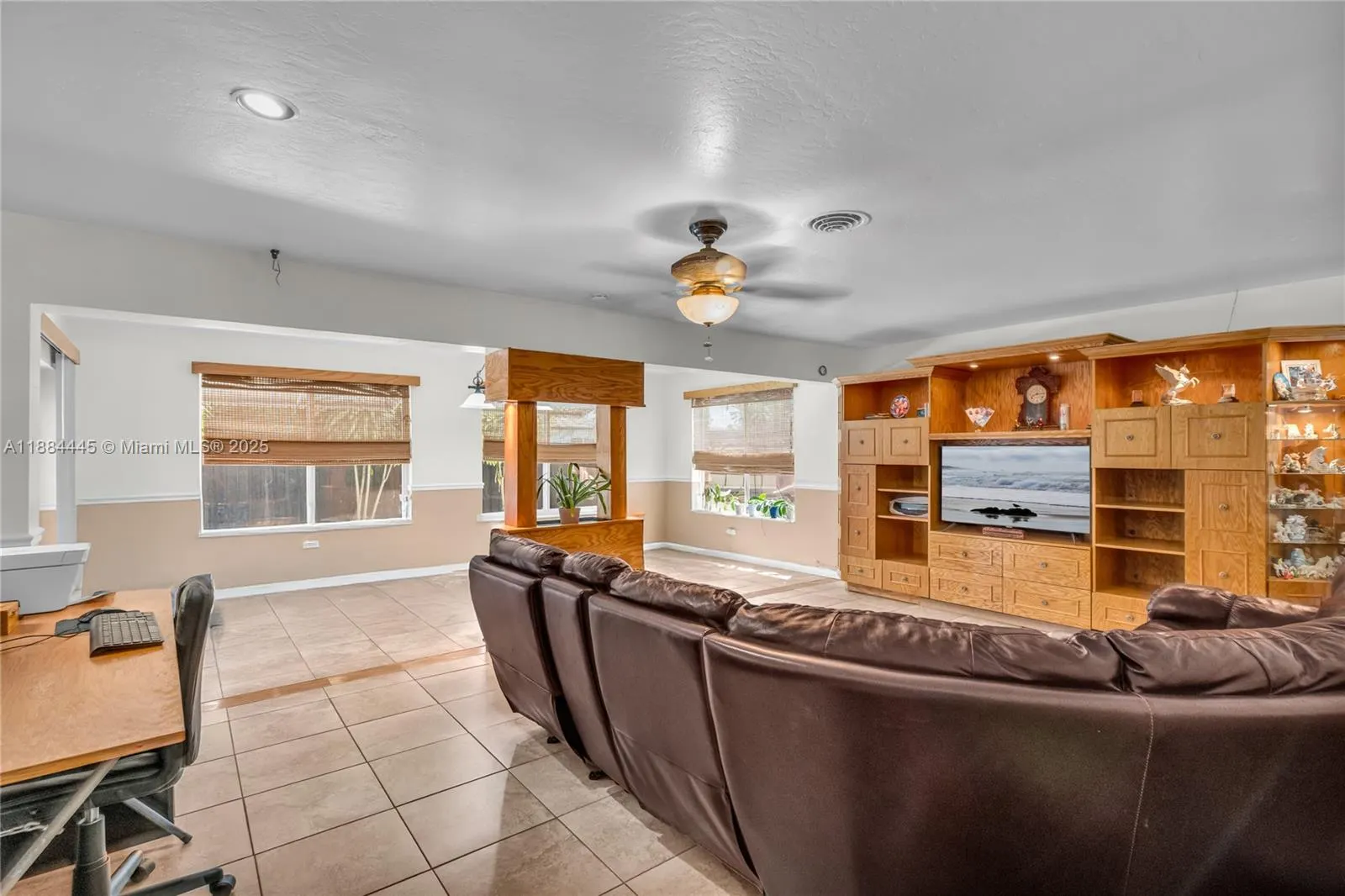 421 SW 64th Way