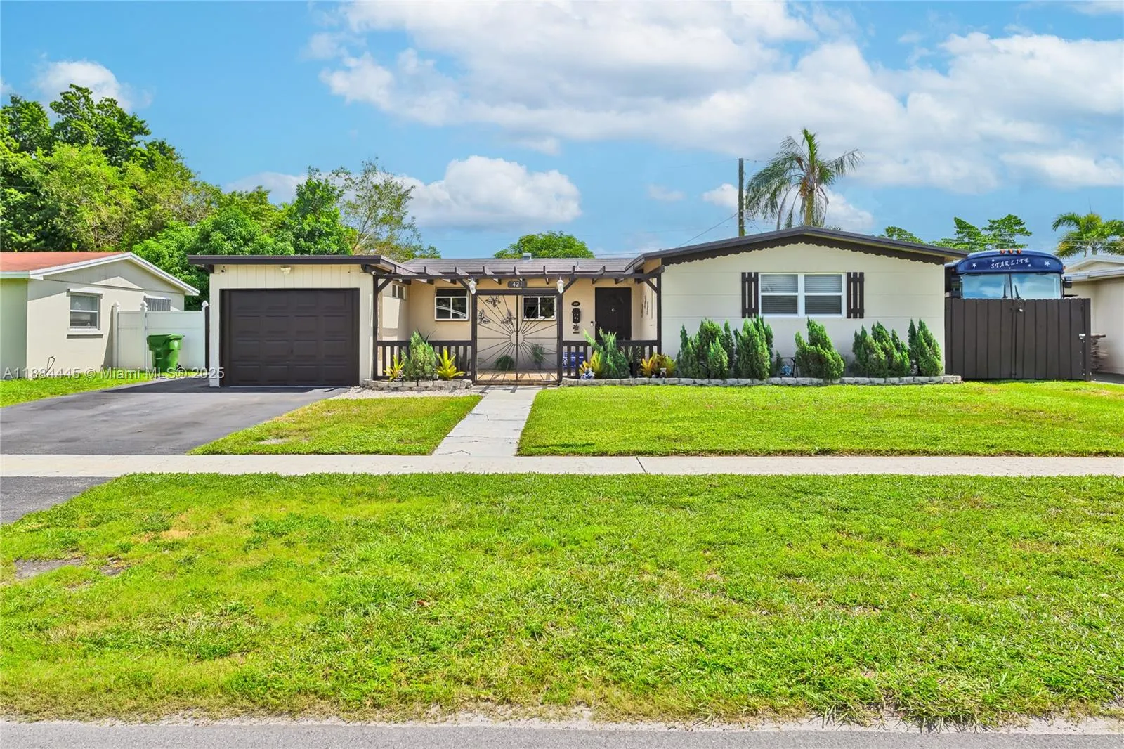 421 SW 64th Way