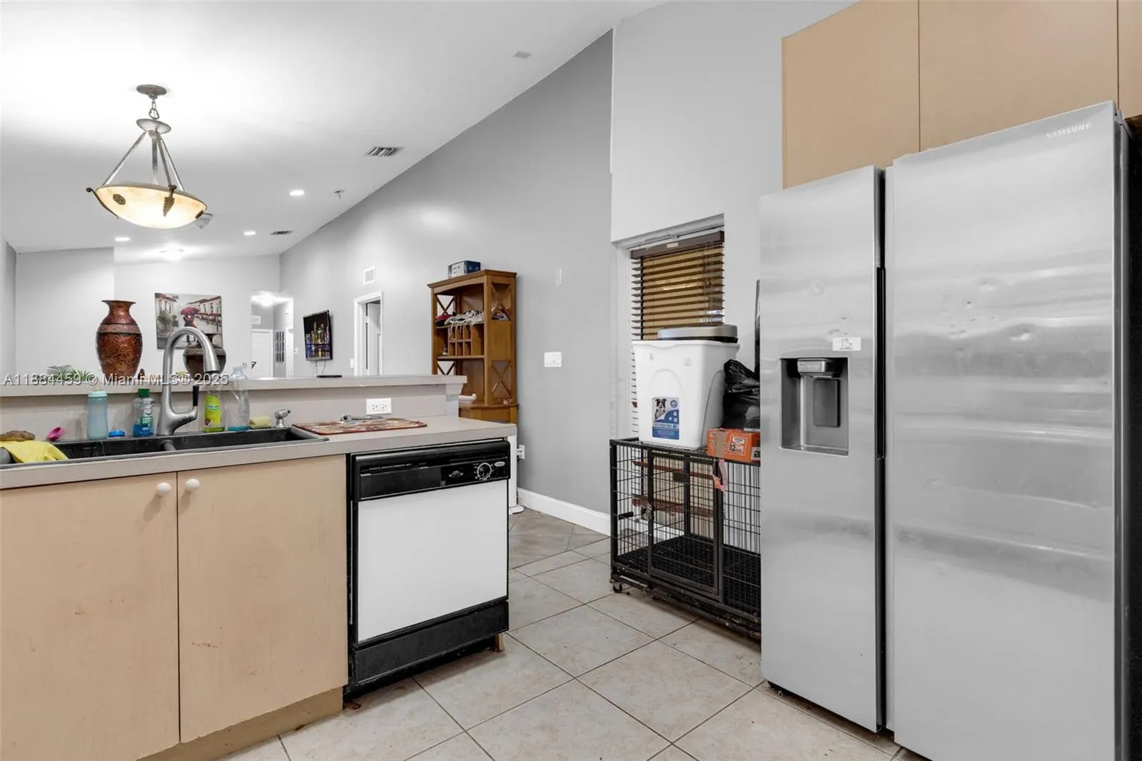 3327 NE 11th Dr
