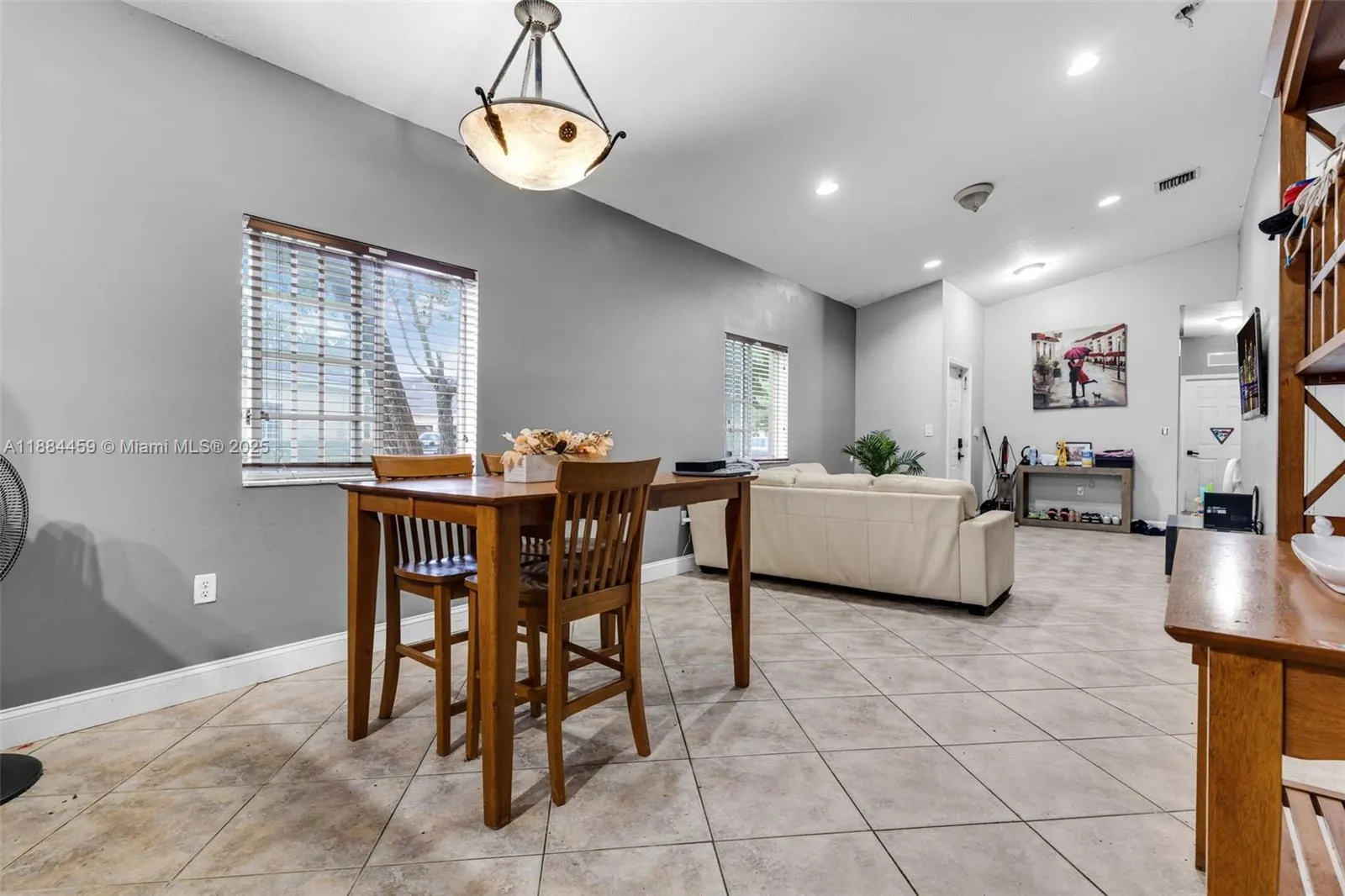 3327 NE 11th Dr