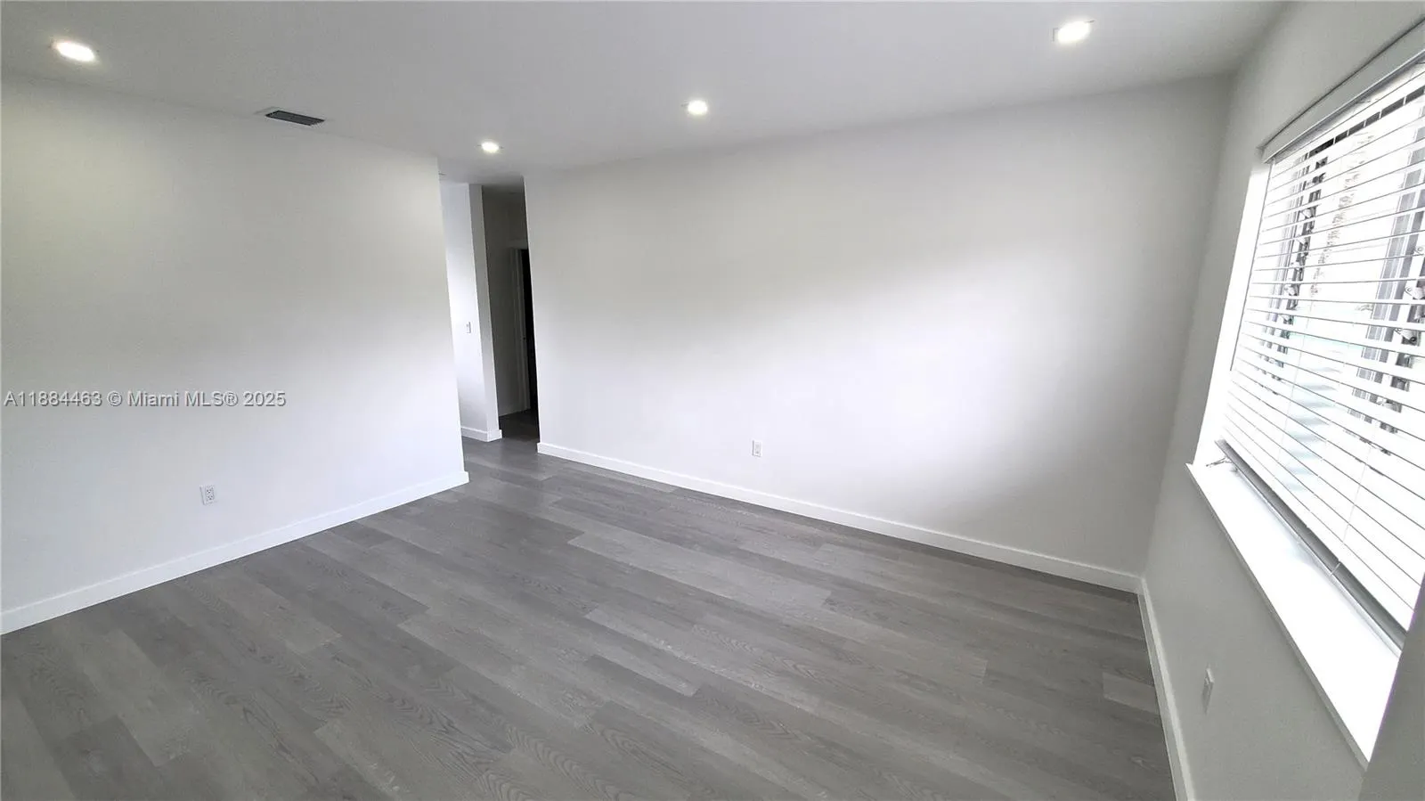 215 Zamora Ave, #10