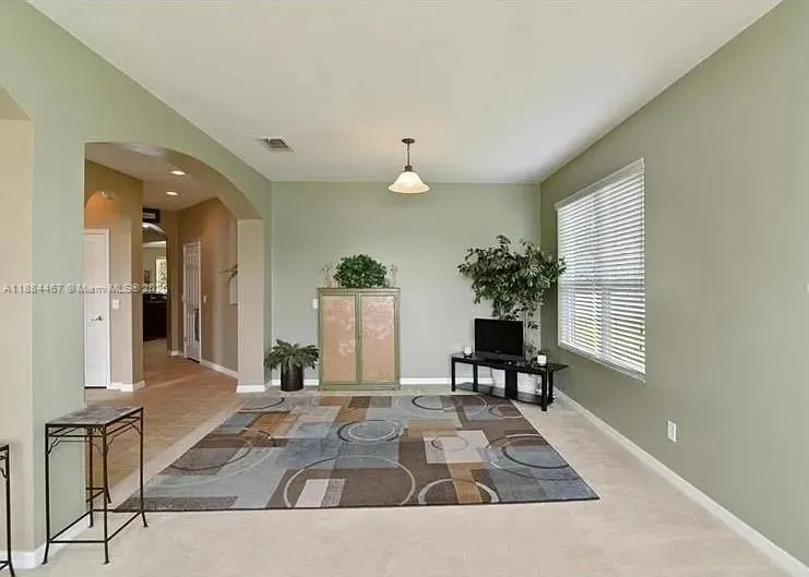 440 Michigan Estates Cir